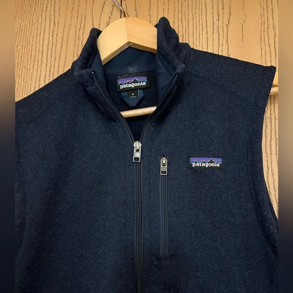 Patagonia Navy Fleece Vest - Picture 2 of 11
